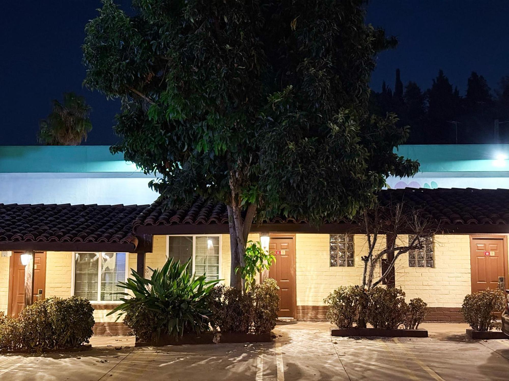 El Patio 2*