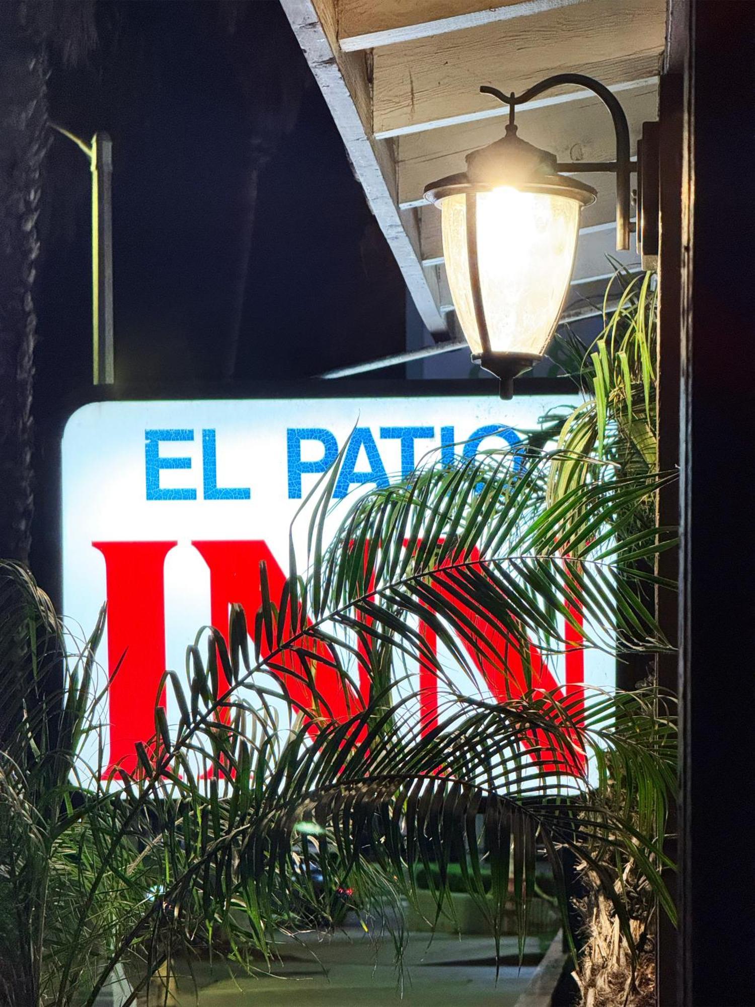 El Patio Motel 2*
