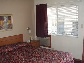 El Patio Motel